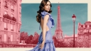 Lily Collins is prachtig op eerste foto's 'Emily in Paris' seizoen 3