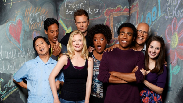 Donald Glover's terugkeer in 'Community' film bevestigd door showrunner