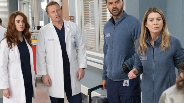 'Grey's Anatomy' maakt een opvallende crossover in seizoen 18: Check hier de beelden