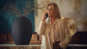 Voormalig Bond-girl Joanna Lumley schittert in Netflix-succes 'Fool Me Once'