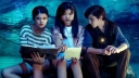 Twee tienermeisjes op avontuur in trailer Apple TV-serie 'Surfside Girls'