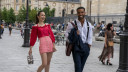 Door deze foto's van Lily Collins stem je gelijk af op Netflix Door deze foto's van Lily Collins stem je gelijk af op Netflix