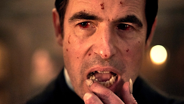 Eerste foto's Netflix-serie 'Dracula'!