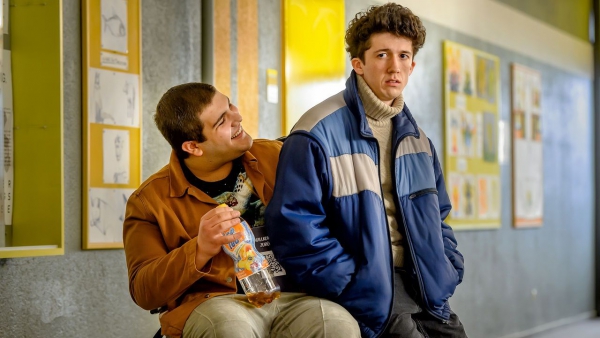 Nieuw op Netflix: 'How to Sell Drugs Online (Fast)' seizoen 3 Nieuw op Netflix: 'How to Sell Drugs Online (Fast)' seizoen 3