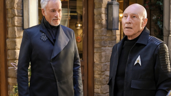 De eerste foto van Worf in seizoen 3 van 'Star Trek: Picard' vrijgegeven