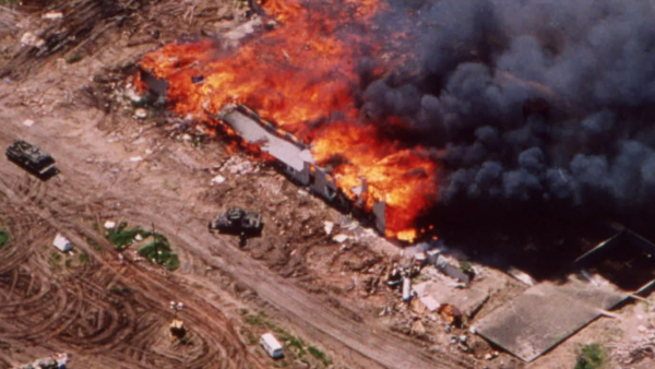 Recensie Netflix-serie 'Waco: American Apocalypse'