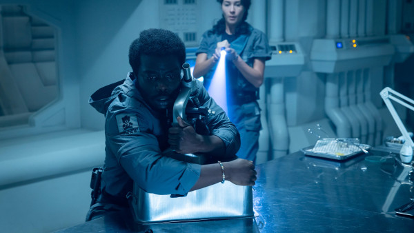 Vind je het wachten op de nieuwe aflevering van 'Alien: Earth' ook zo vervelend? Deze ijzersterke scifi-series vullen uitstekend de leegte