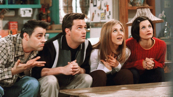  'Friends'-ster Jennifer Aniston gaat viral in blooper van tijdens de opnames