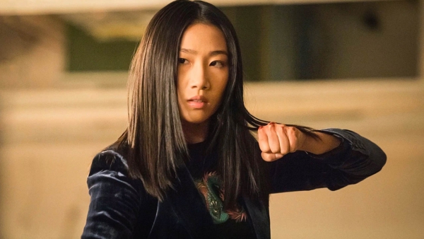 'Kung Fu' seizoen 2 krijgt een kickass poster!