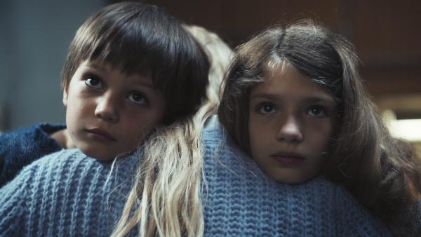 Deze serie is één van de bestbekeken Netflix-thrillers ooit: "een puzzel die verwarring zaait en de kijker hypnotiseert"