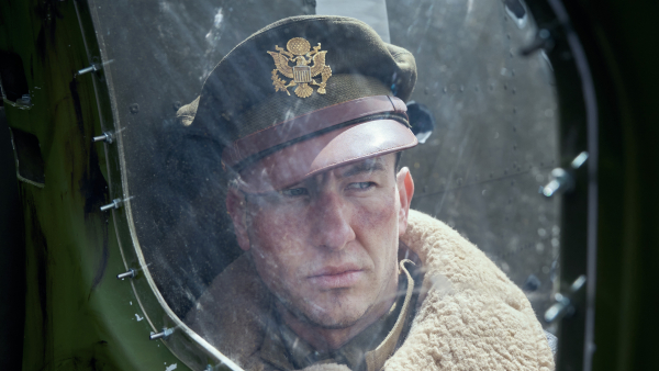 Indrukwekkende trailer 'Masters of the Air' onthult de grote oorlogsserie die in januari verschijnt
