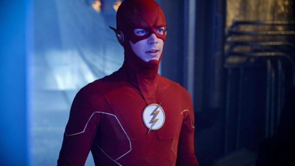 Nieuwe afleveringen 'The Flash' en 'Legends of Tomorrow' uitgesteld